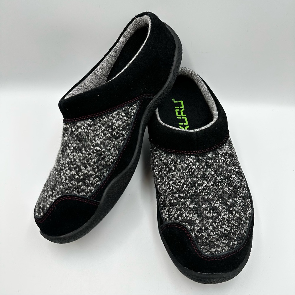 Kuru Draft Slipper Sneaker Black Ruby Red Slip On Clog Mule Womens Sz 8M Comfort